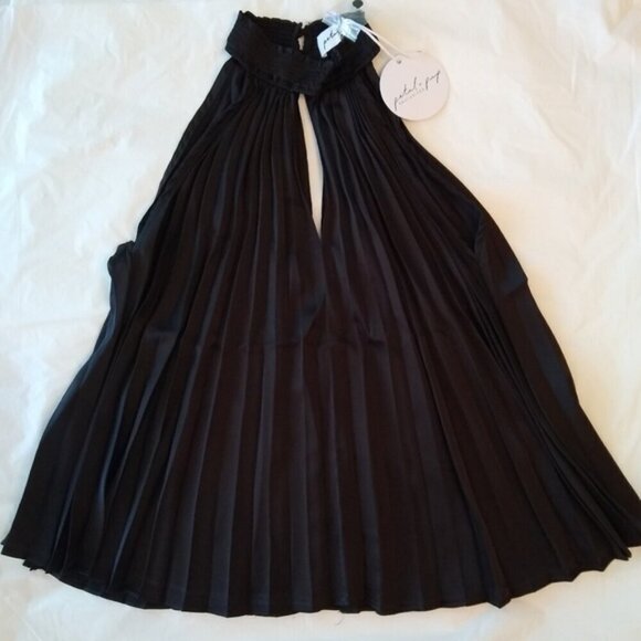 NWT Petal and Pup Halter Andrea Top, Black, size 6 - Picture 4 of 5